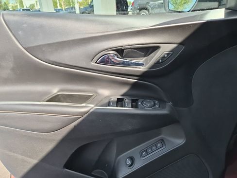 Used 2019 Chevrolet Equinox Premier image 10