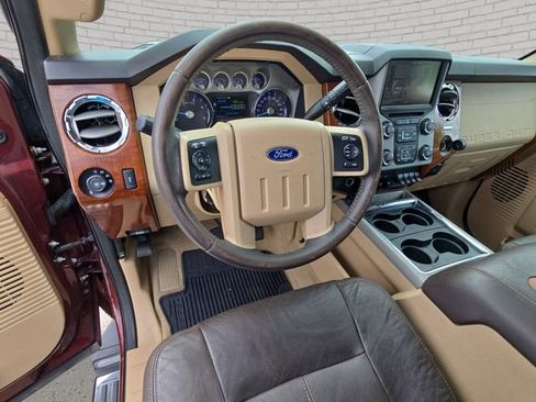 Used 2015 Ford F250 King Ranch w/ FX4 Off-Road Package AWD/4WD image 16