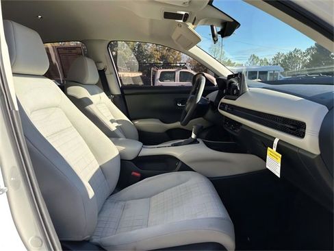 Used 2023 Honda HR-V LX image 26