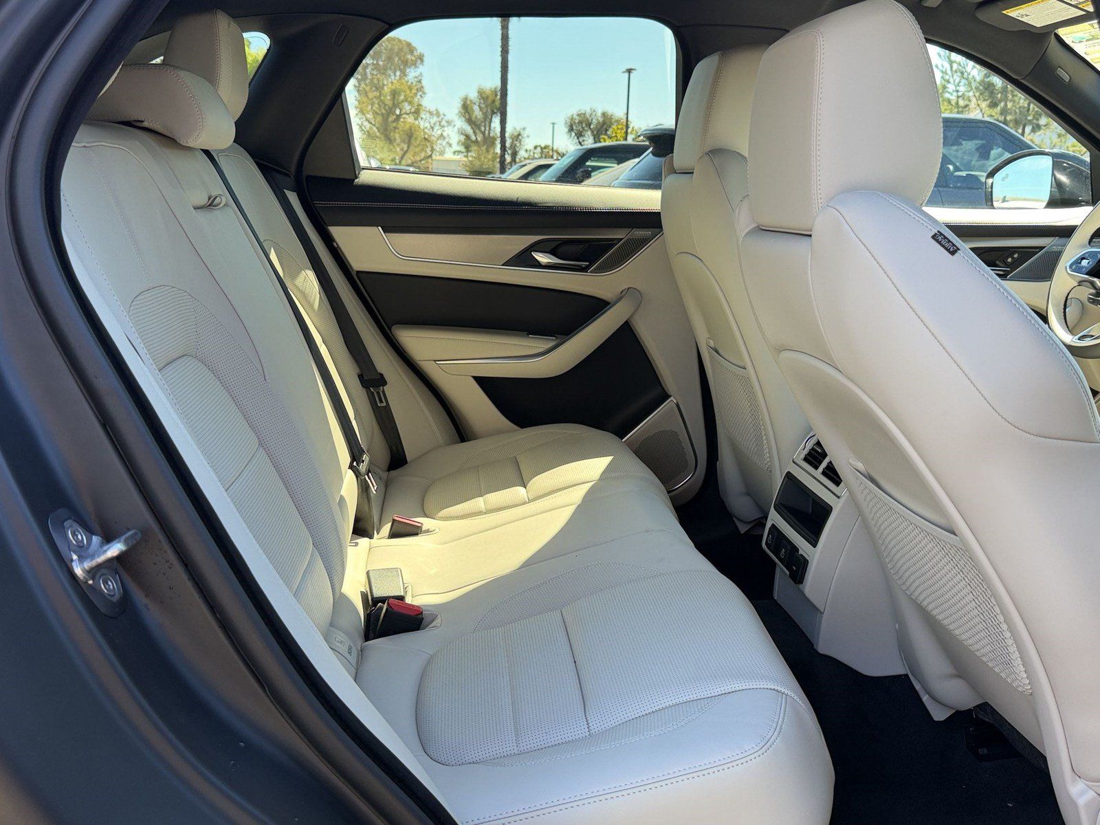 New 2026 Jaguar F-PACE R-Dynamic S AWD/4WD image 31