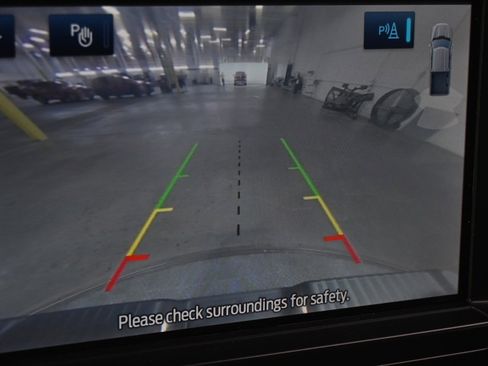 Used 2023 Ford F150 XLT w/ XTR Package image 30