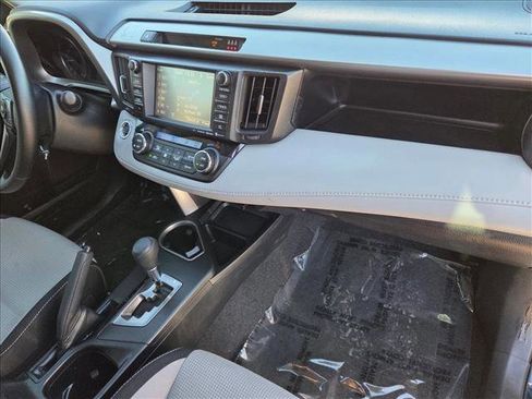 Certified 2018 Toyota RAV4 XLE image 19