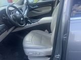 Used 2019 Buick Enclave Essence image 3