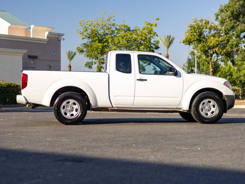 Used 2021 Nissan Frontier S image 8