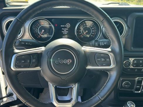 Used 2021 Jeep Wrangler Unlimited Sahara w/ Uconnect 4C Nav & Sound Group image 24