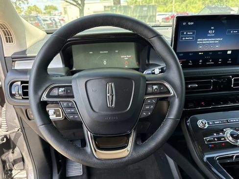 Certified 2022 Lincoln Nautilus FWD w/ Premium Package image 26