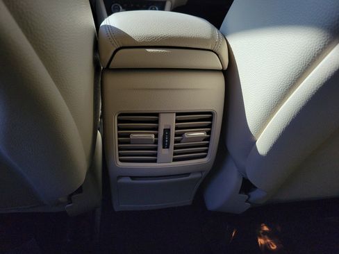 Used 2018 Mercedes-Benz GLA 250 image 7