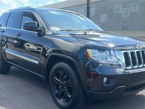 Used 2012 Jeep Grand Cherokee Laredo AWD/4WD image 4