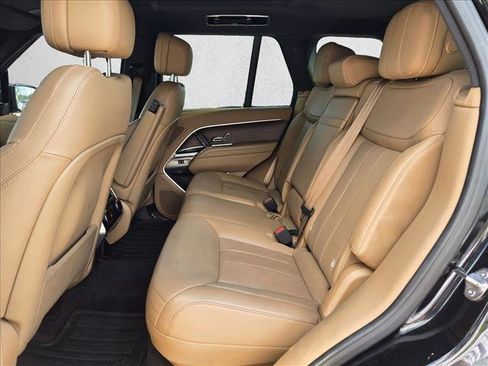 Used 2023 Land Rover Range Rover SE AWD/4WD image 18