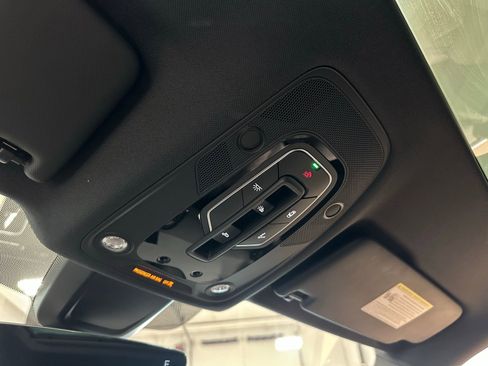 Used 2025 Audi SQ5 Premium Plus image 36