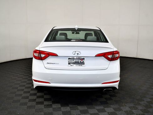 Used 2015 Hyundai Sonata SE image 10