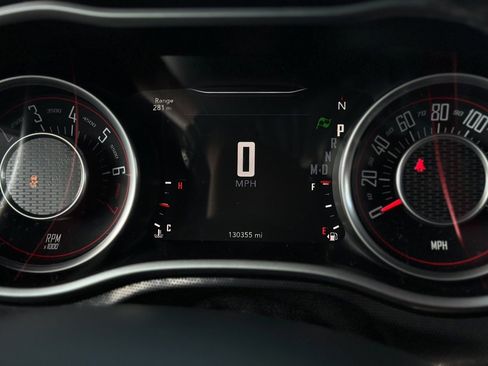 Used 2015 Dodge Challenger SXT Plus w/ Premium Sound Group image 12
