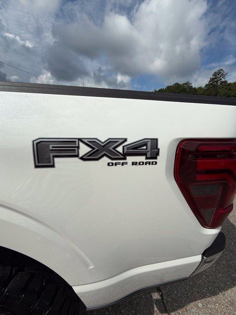 Used 2025 Ford F150 Lariat w/ Equipment Group 502A High AWD/4WD image 7