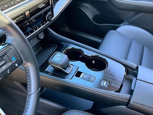 Certified 2023 Nissan Rogue SL w/ SL Premium Package image 16