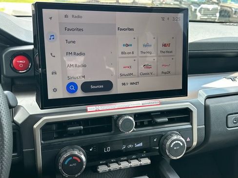 Used 2025 Toyota Tacoma TRD Off-Road AWD/4WD image 24
