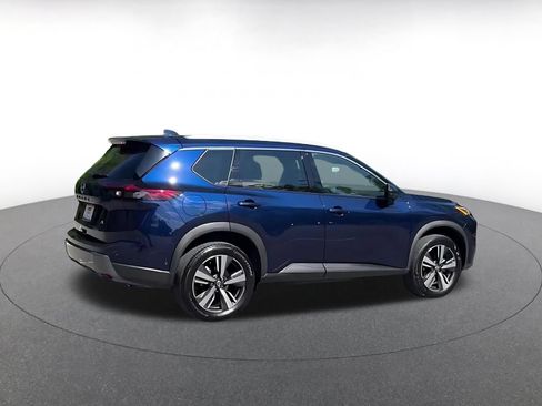Used 2026 Nissan Rogue SL FWD image 15