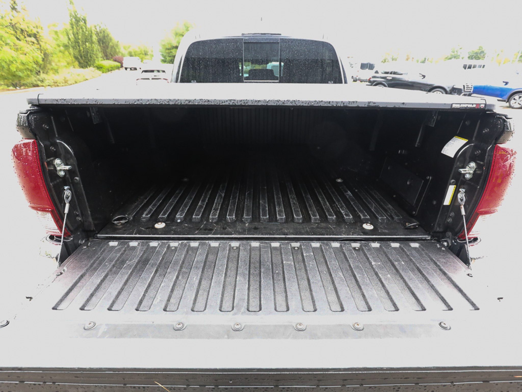 Used 2019 Toyota Tacoma SR5 AWD/4WD image 7