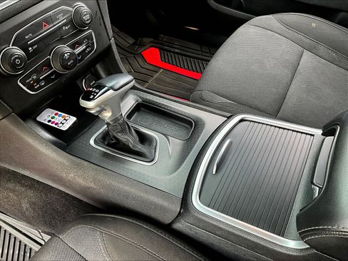 Used 2018 Dodge Charger SXT Plus RWD image 18