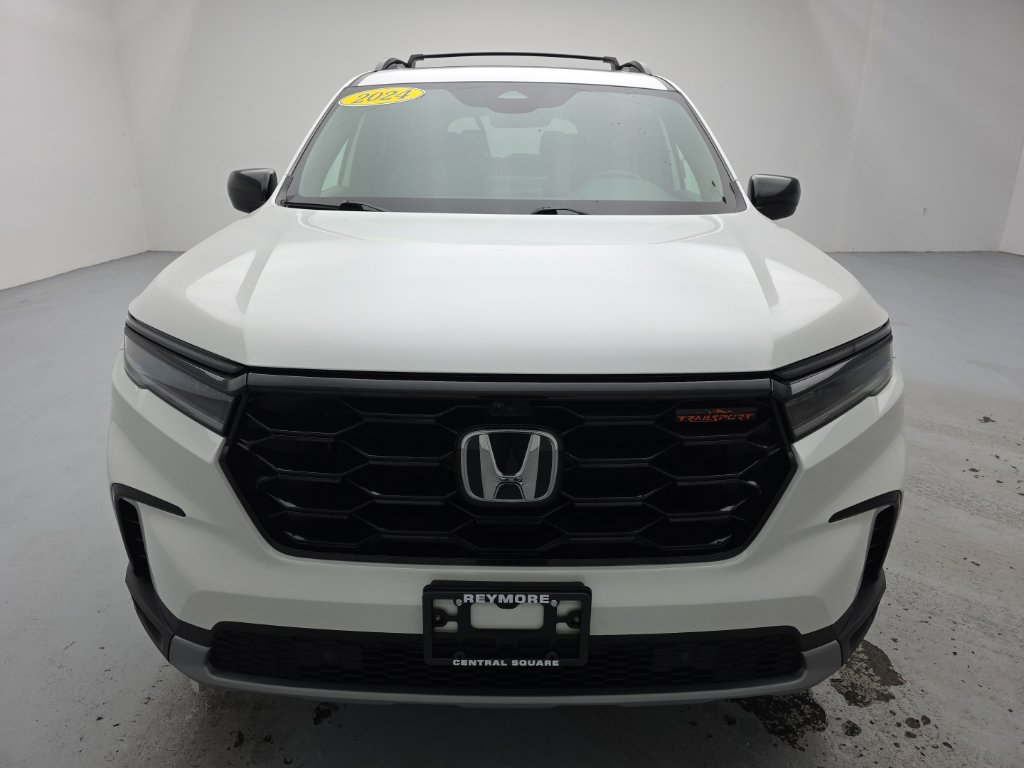 Used 2024 Honda Pilot TrailSport image 4