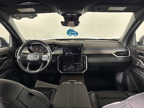 Certified 2025 GMC Acadia Denali w/ Super Cruise Package AWD/4WD image 41