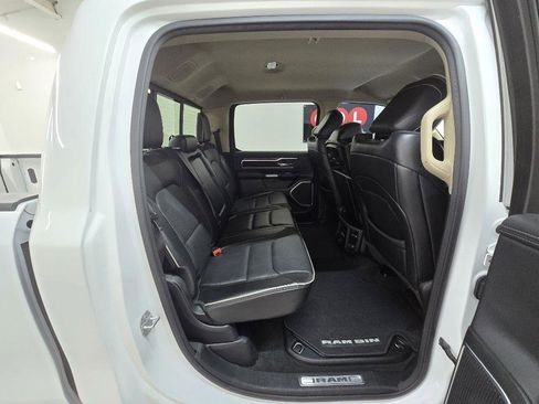 Used 2020 RAM 1500 Laramie image 18