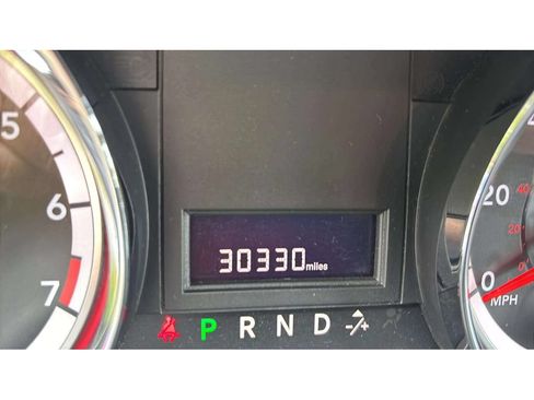Used 2017 Dodge Grand Caravan SXT FWD image 14