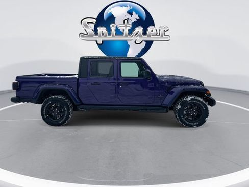 New 2026 Jeep Gladiator Sport AWD/4WD image 10