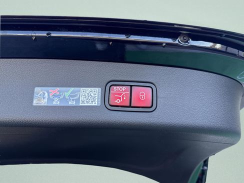 New 2026 Mercedes-Benz GLC 300 GLC 300 image 18