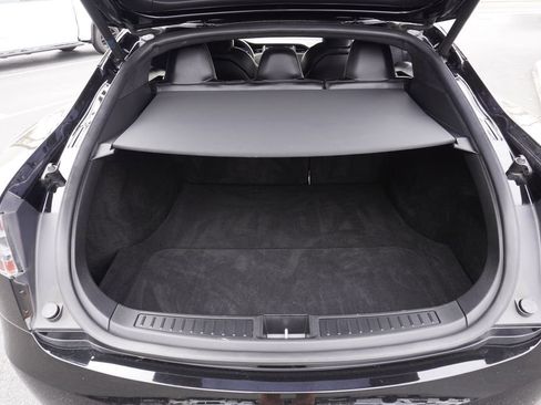 Used 2021 Tesla Model S Performance image 9