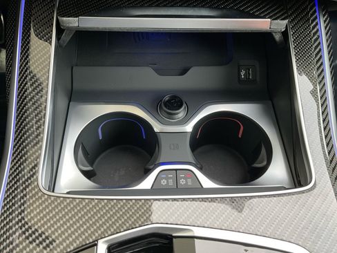 Certified 2025 BMW X7 M60i w/ Executive Package image 18