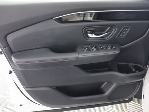 Used 2023 Honda Pilot Touring image 28