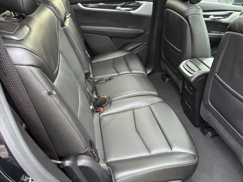 Used 2024 Cadillac XT6 Premium Luxury image 19