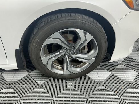 Certified 2020 Honda Accord EX-L image 41