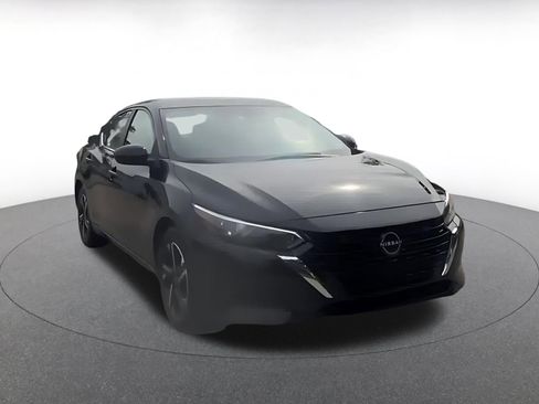 Used 2025 Nissan Sentra SV FWD image 3