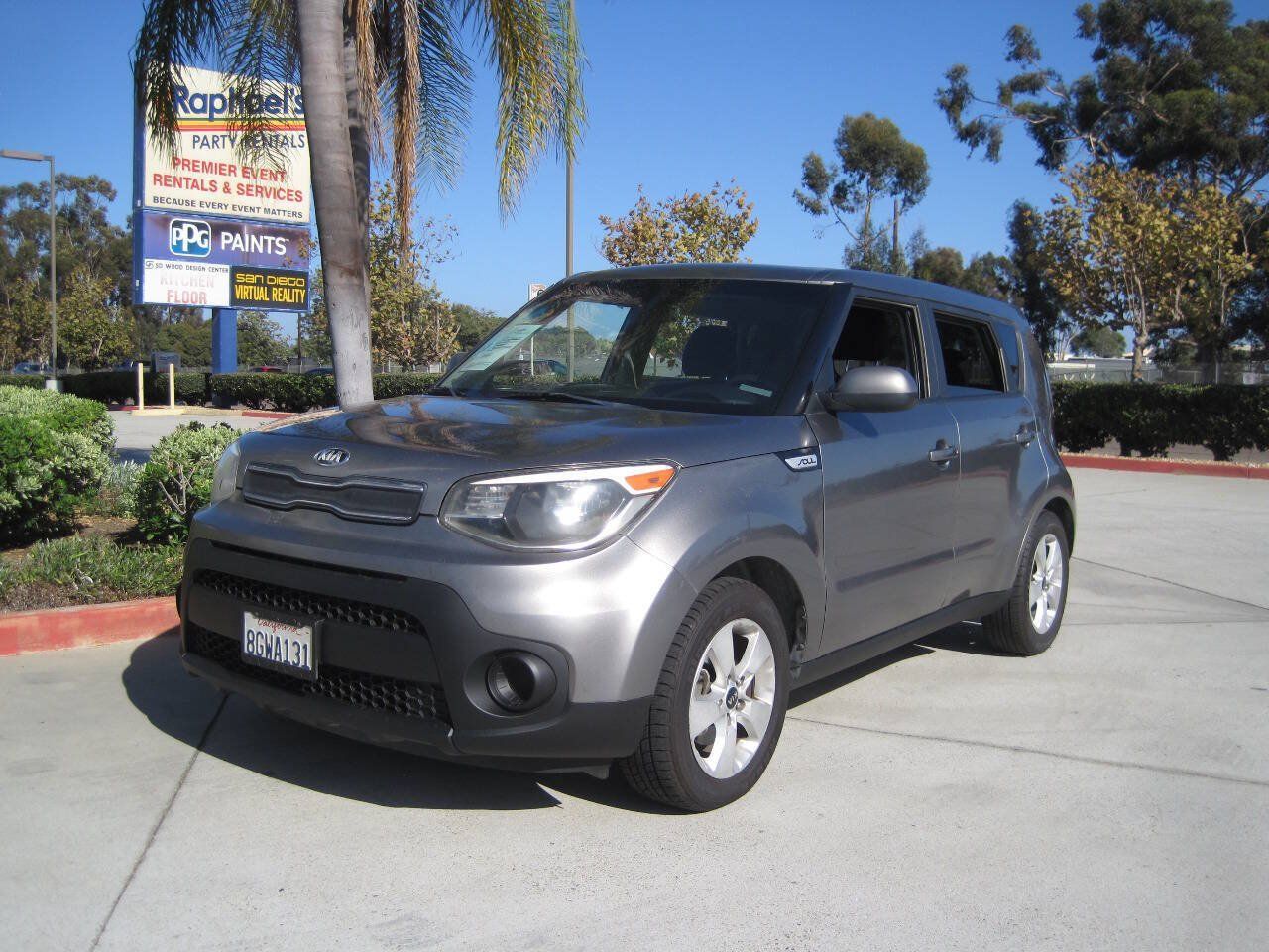 Used 2019 Kia Soul FWD image 1