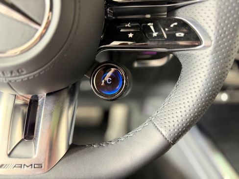 Used 2025 Mercedes-Benz G 63 AMG 4MATIC image 29