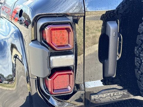 New 2025 Ford Bronco Raptor image 11