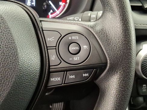 Used 2023 Toyota RAV4 XLE AWD/4WD image 10