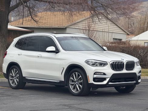 Used 2019 BMW X3 xDrive30i w/ Executive Package image 3