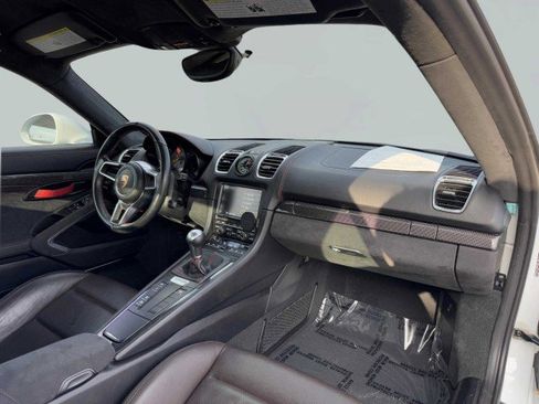 Used 2016 Porsche Cayman GT4 image 38