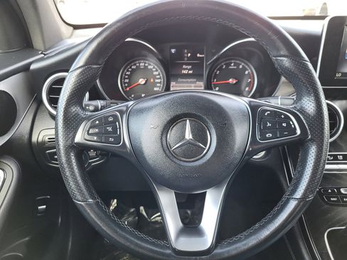 Used 2019 Mercedes-Benz GLC 300 image 9