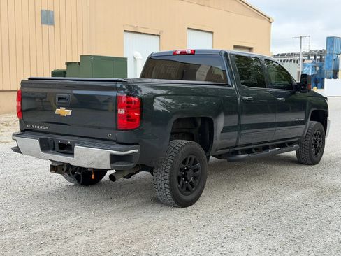 Used 2019 Chevrolet Silverado 2500 LT AWD/4WD image 5