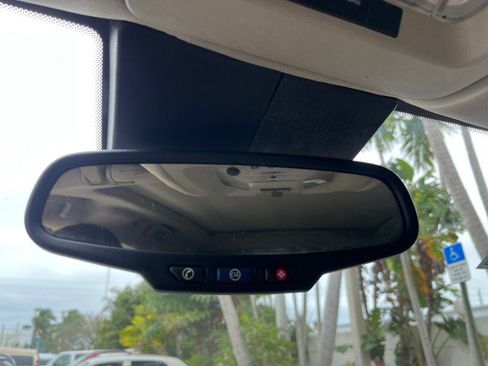 Used 2010 Cadillac SRX Luxury image 61