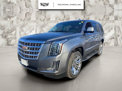 Used 2019 Cadillac Escalade Luxury w/ LPO, Radiant Package image 1