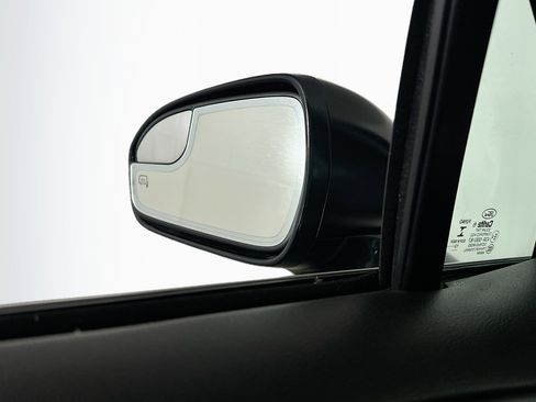 Used 2014 Ford Fusion Titanium image 16