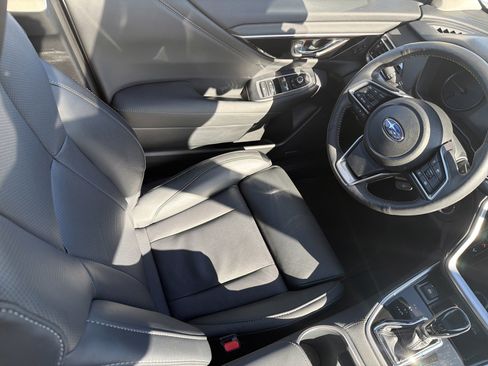 Certified 2025 Subaru Legacy Limited image 9