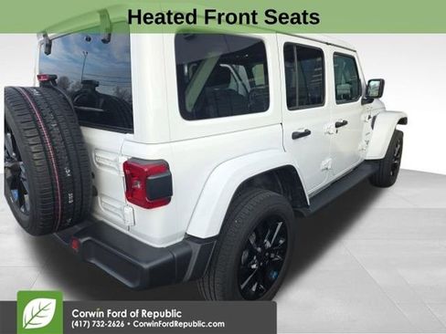 Used 2022 Jeep Wrangler Unlimited Sahara w/ Cold Weather Group image 4