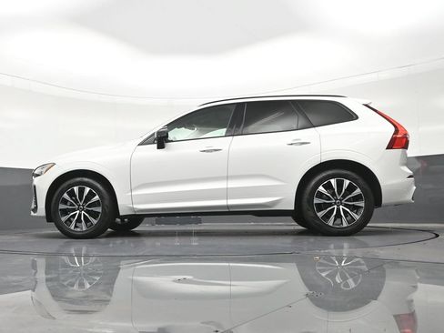 Certified 2024 Volvo XC60 B5 Core AWD/4WD image 21