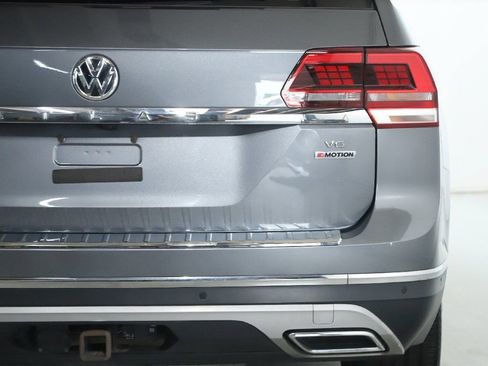 Used 2018 Volkswagen Atlas SEL Premium AWD/4WD image 46