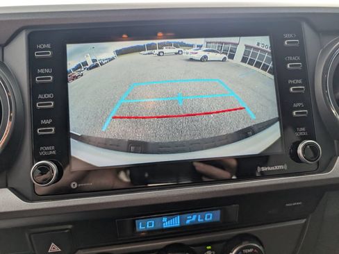 Used 2021 Toyota Tacoma TRD Off-Road w/ Technology Package AWD/4WD image 13